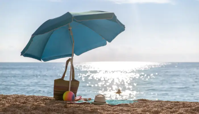 paysage parapluie et plage