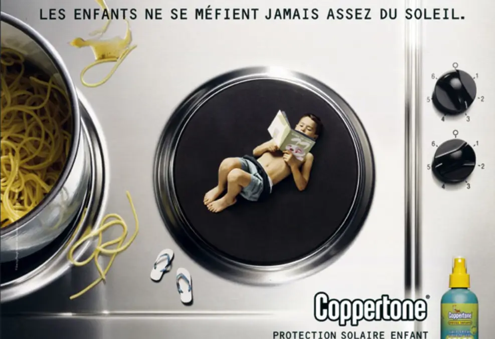 enfants sur une plaque a cuisson