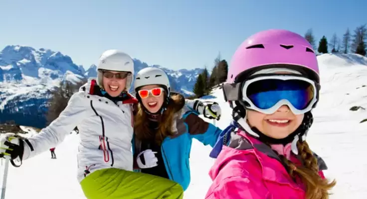 personnes au ski
